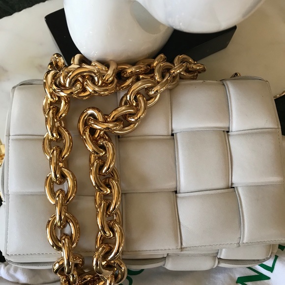 Authentic bottega venetta cassett - Picture 13 of 16